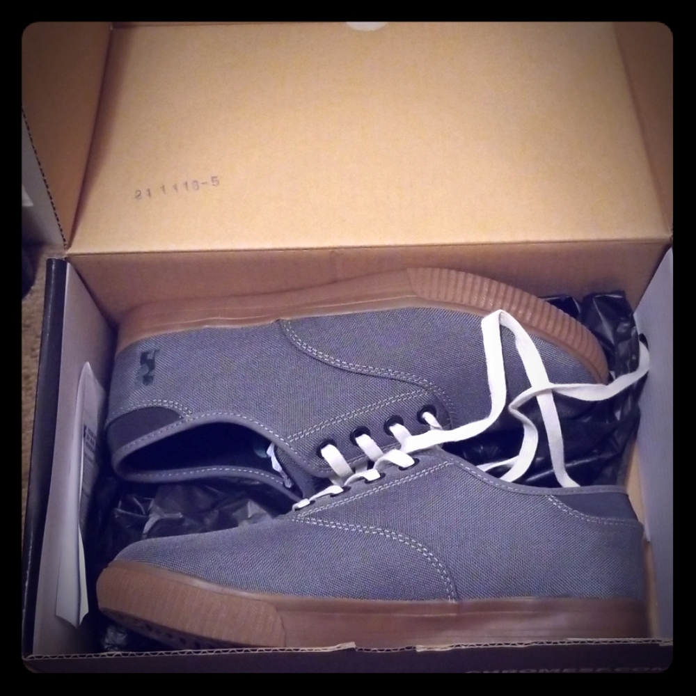 Chrome bicycling gum-soled shoes